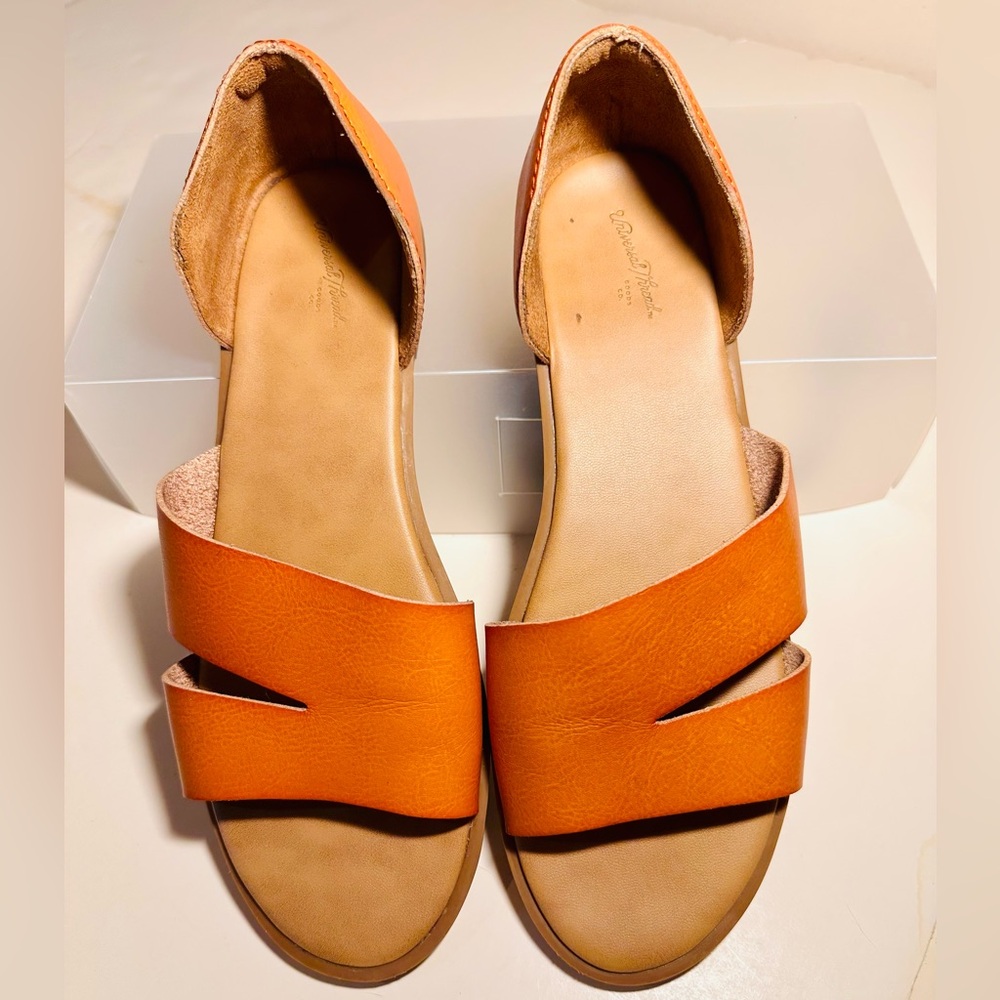 Universal Threads Women's Cognac Louise Faux Leather Slide Sandals Size 8.5US